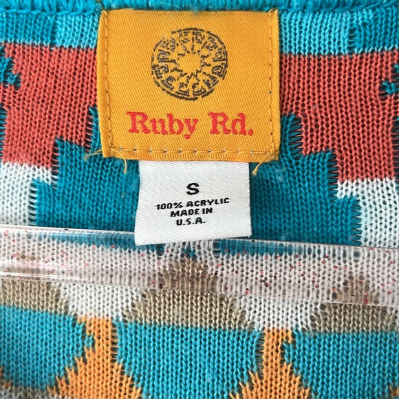 Print Sweater - Picture 2 of 3